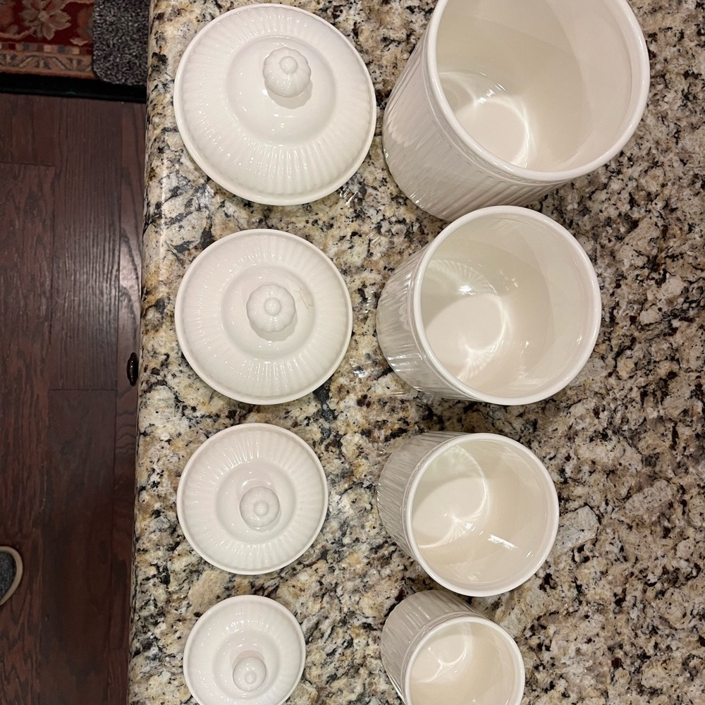 Mikasa Italian Countryside canister set - Picture 2 of 4